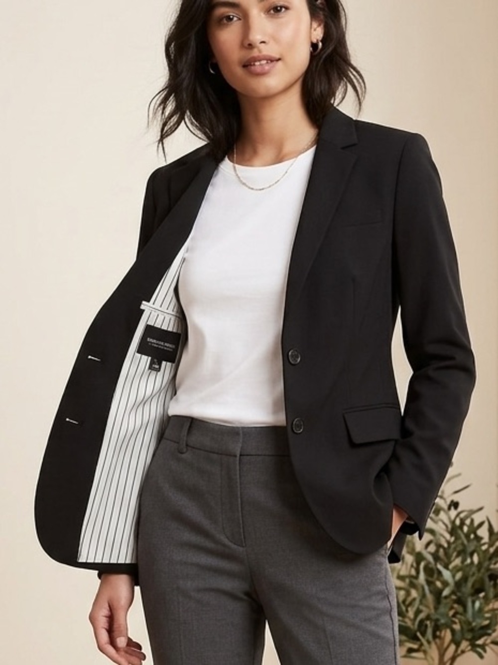 Banana Republic Black Women's Single-Breasted Tailored Blazer
